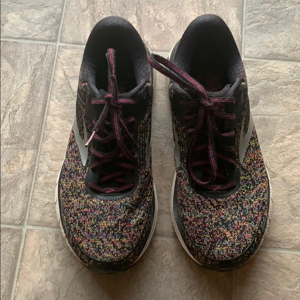 Brooks Adrenaline GTS 18